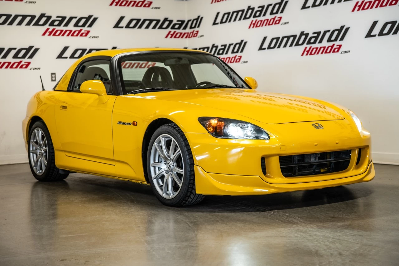 2005 Honda S2000 2dr Conv https://www.lombardihonda.com/resize/b990ff35b810a3abc0cc817b2ca24889-1