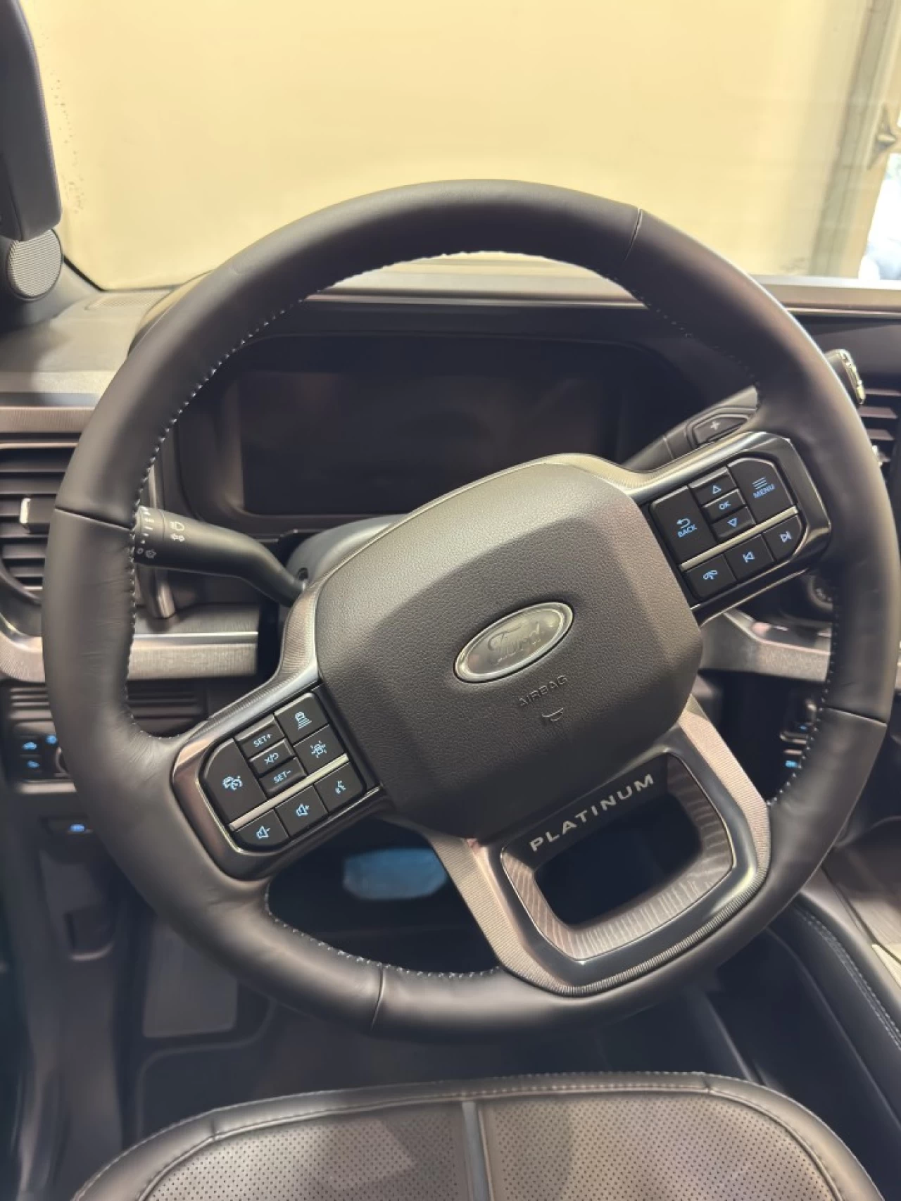 2025 Ford F-250 Platinum Image principale