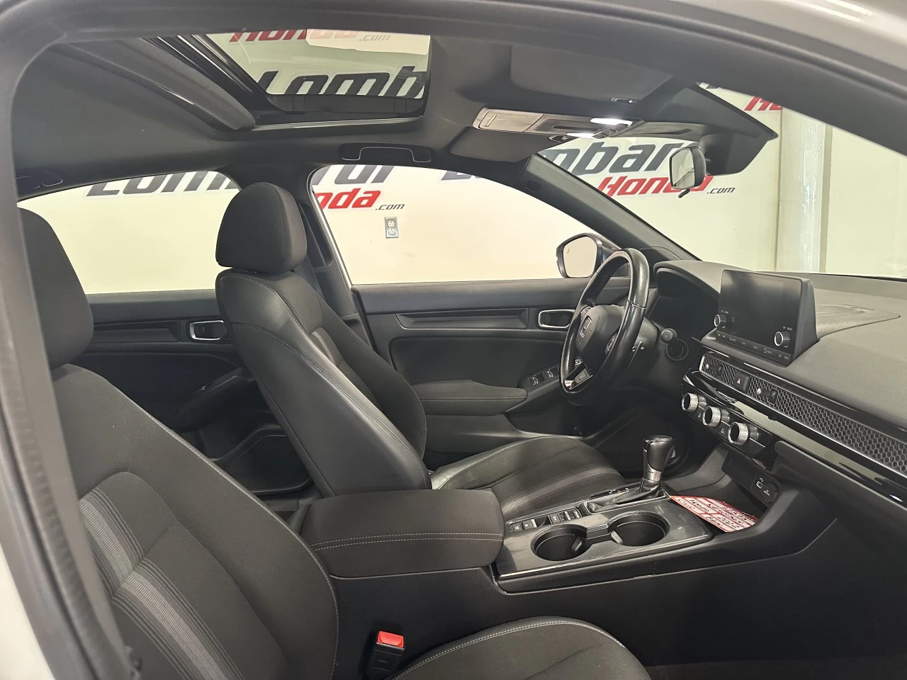 2022 Honda Civic Sport Main Image