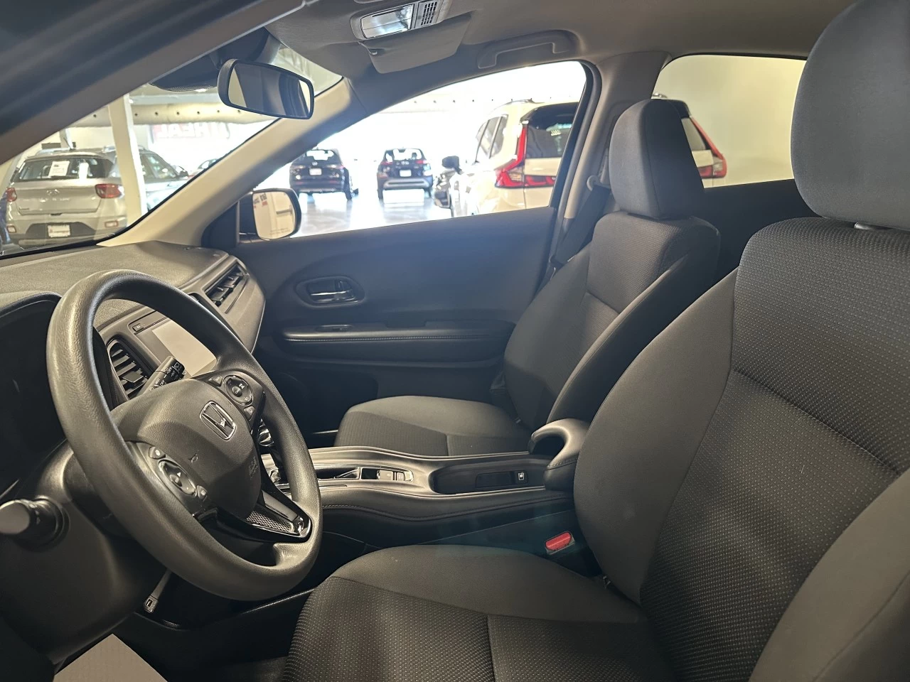 2022 Honda HR-V LX Main Image