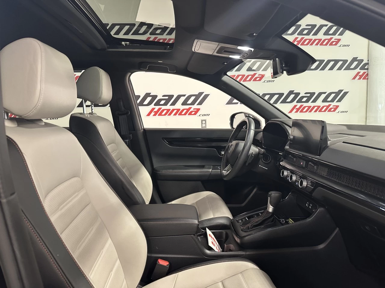 2024 Honda CR-V Touring Image principale