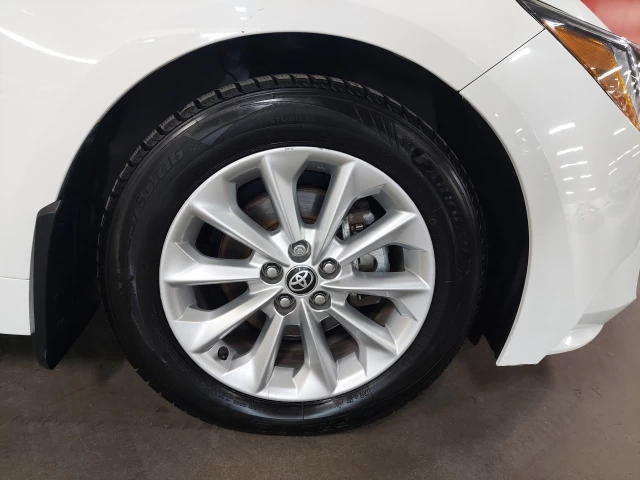 Toyota Corolla LE 2021