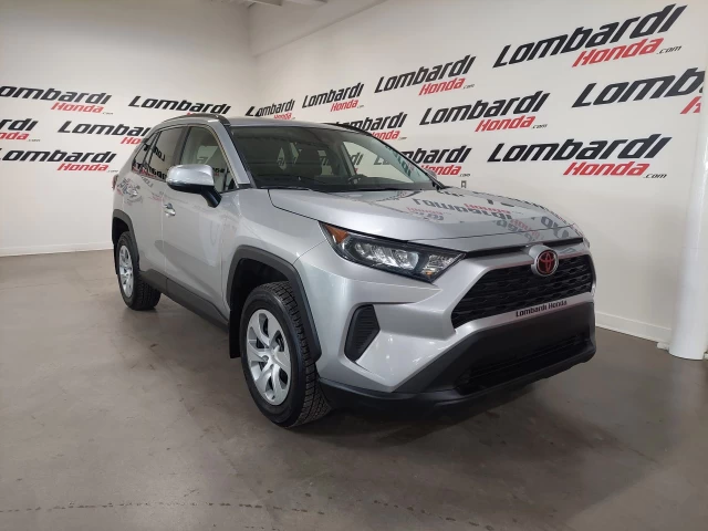 Toyota RAV4 LE 2021