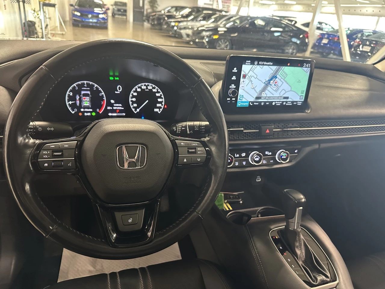 2023 Honda HR-V
                                                    EX-L Navi Image principale