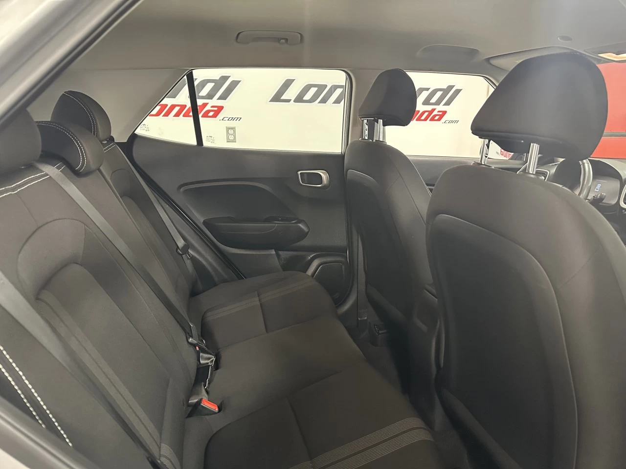 2024 Hyundai Venue Preferred Image principale