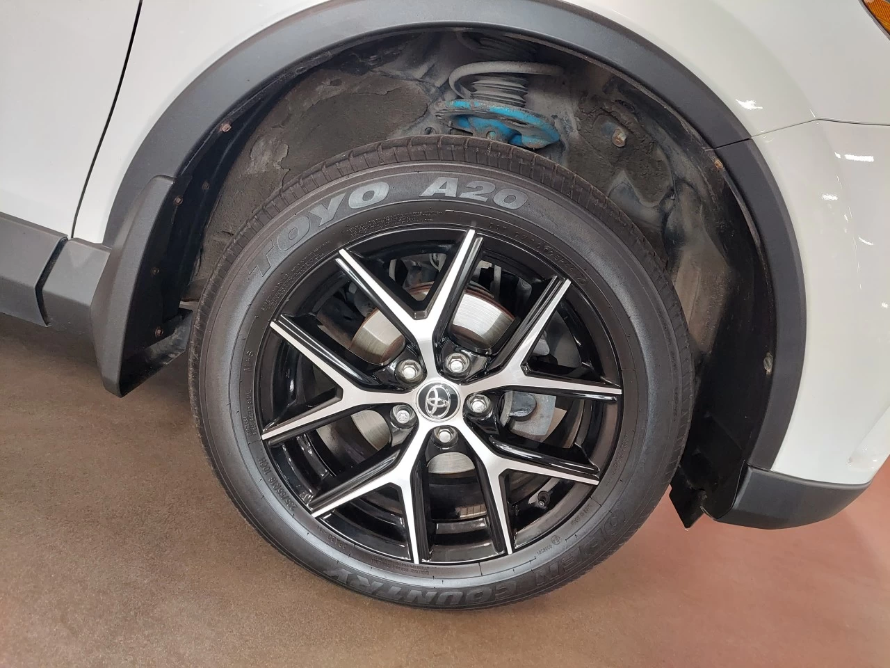 2018 Toyota RAV4 SE AWD https://www.lombardihonda.com/resize/b990ff35b810a3abc0cc817b2ca24889-1