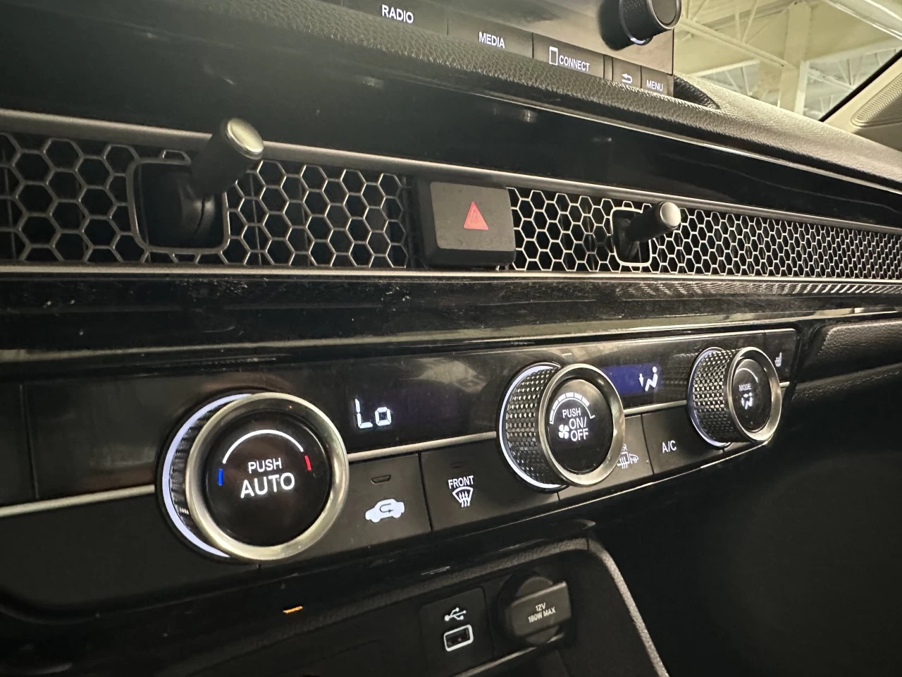 2022 Honda Civic
                                                    LX Image principale