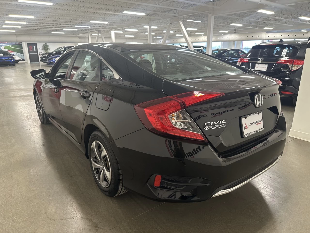 2021 Honda Civic Berline LX Image principale