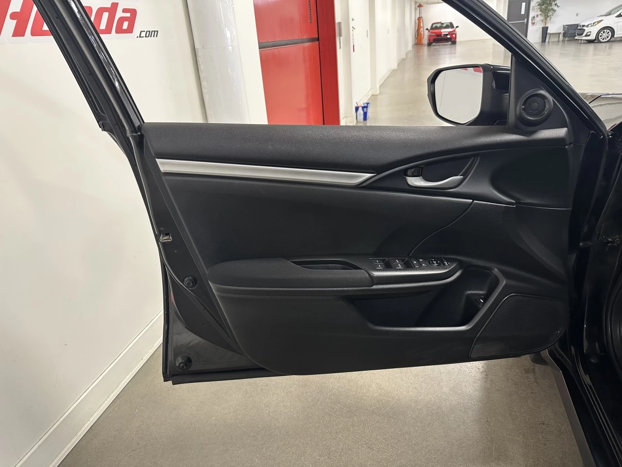 2016 Honda Civic LX Image principale