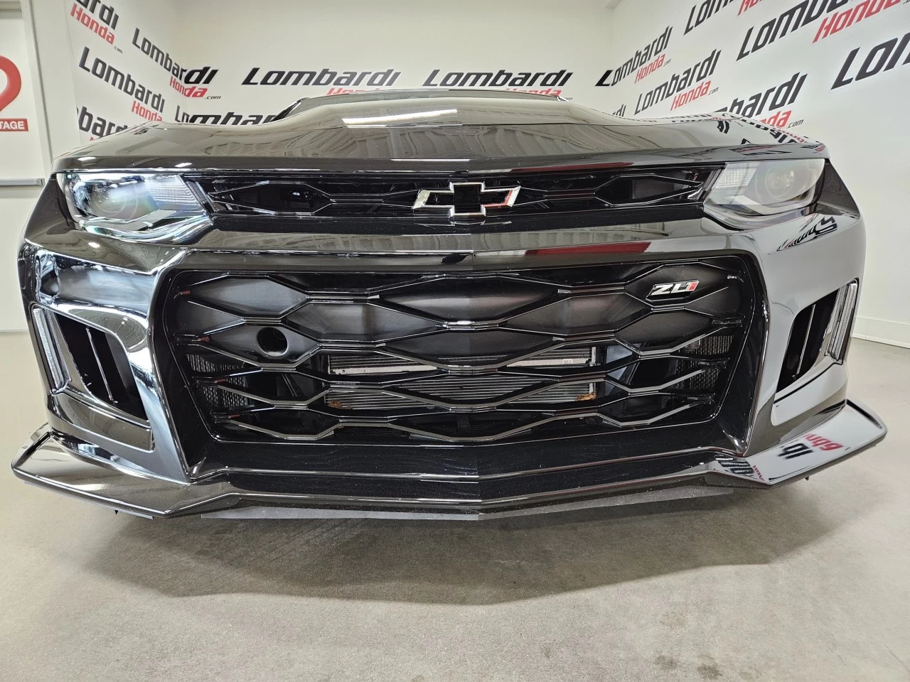 2022 Chevrolet Camaro ZL1 https://www.lombardihonda.com/resize/b990ff35b810a3abc0cc817b2ca24889-1