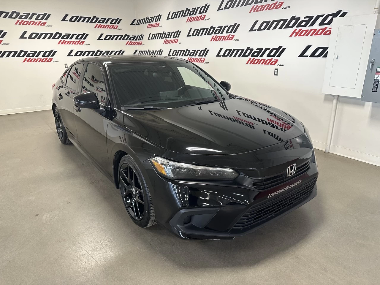 2022 Honda Civic
                                                    Sport Main Image