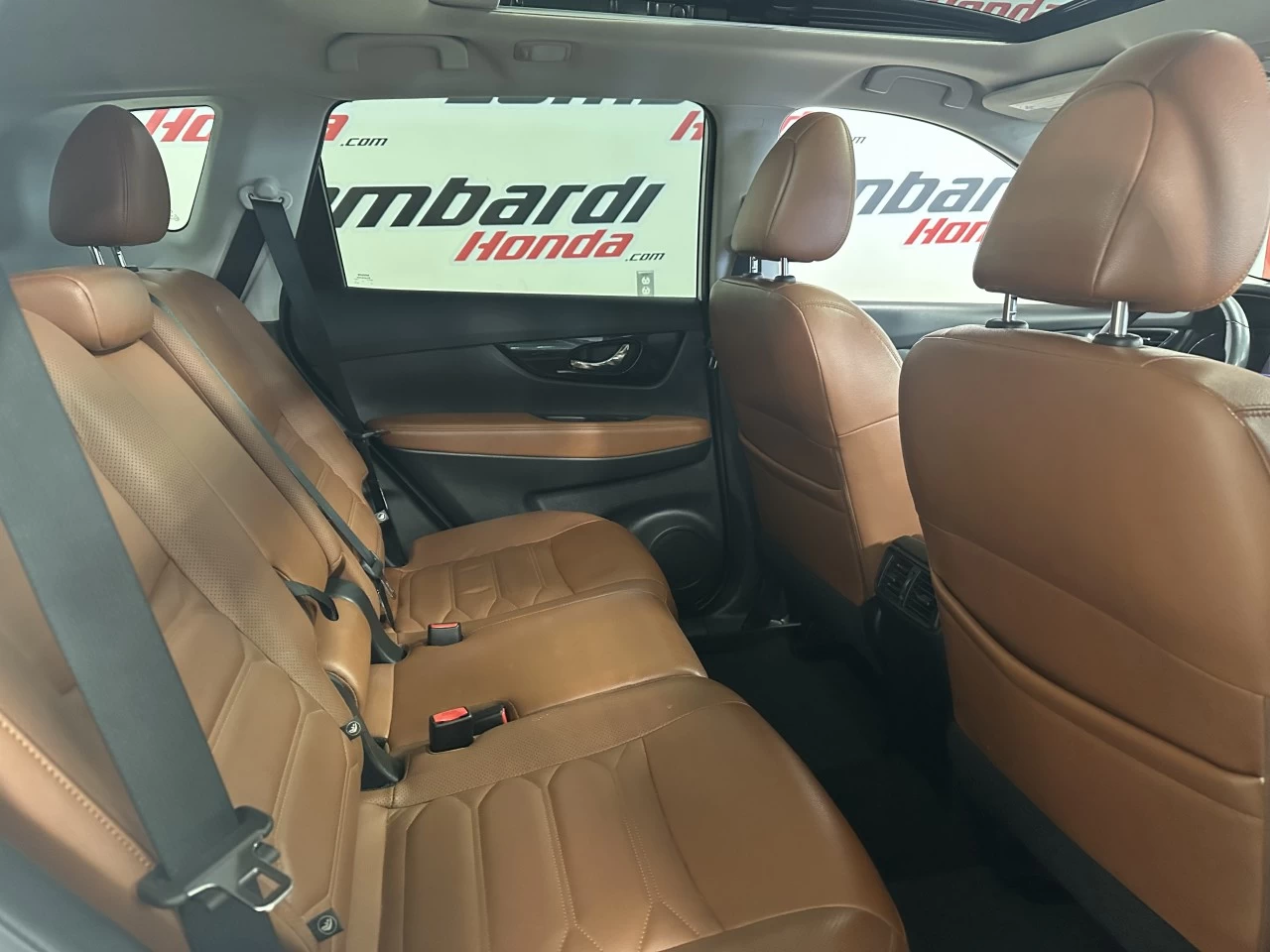 2018 Nissan Rogue SL Main Image