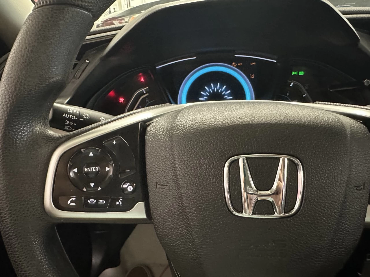 2020 Honda Civic
                                                    LX Main Image