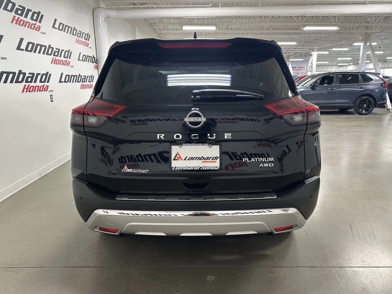 2022 Nissan Rogue Platinum Main Image