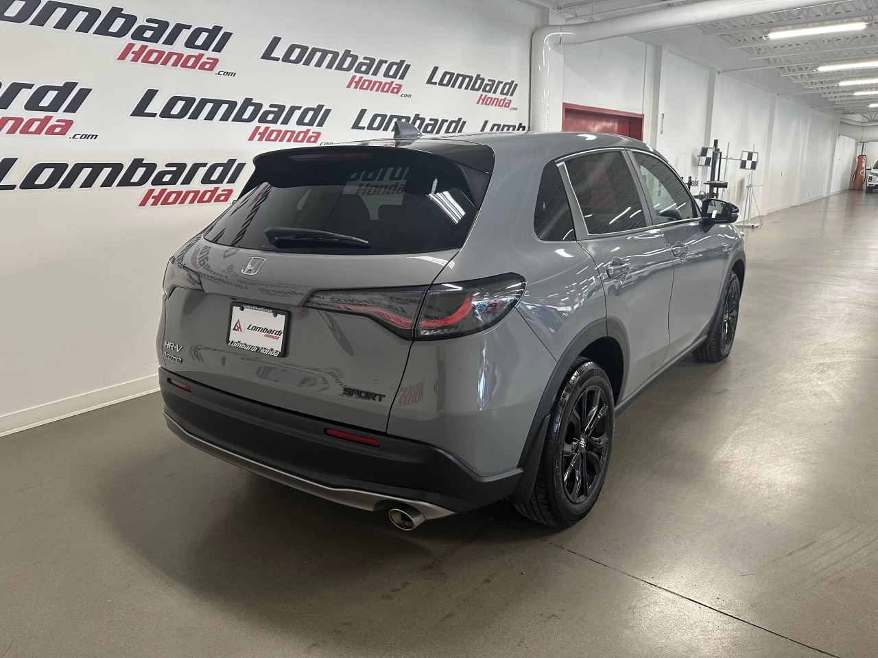 2023 Honda HR-V Sport https://www.lombardihonda.com/resize/b990ff35b810a3abc0cc817b2ca24889-1