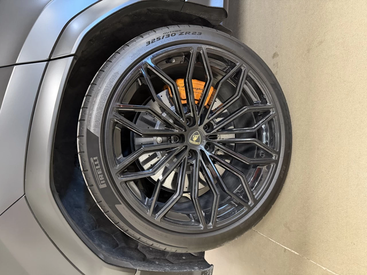 2026 Lamborghini Urus SE Image principale