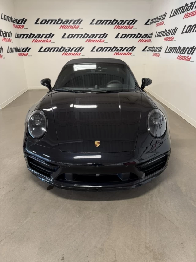 Porsche 911 4 GTS 2024