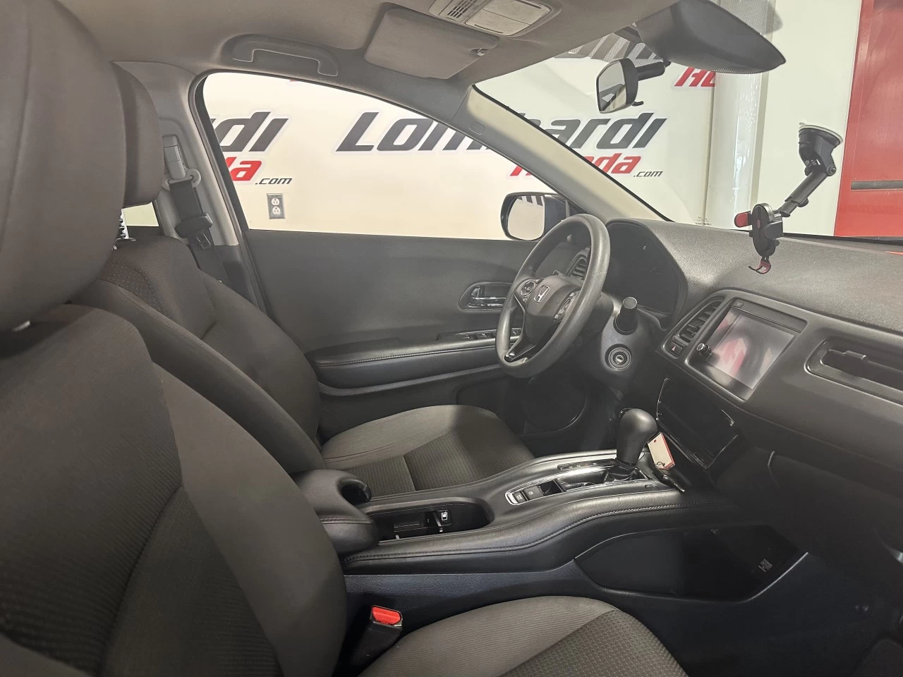 2020 Honda HR-V
                                                    LX Image principale