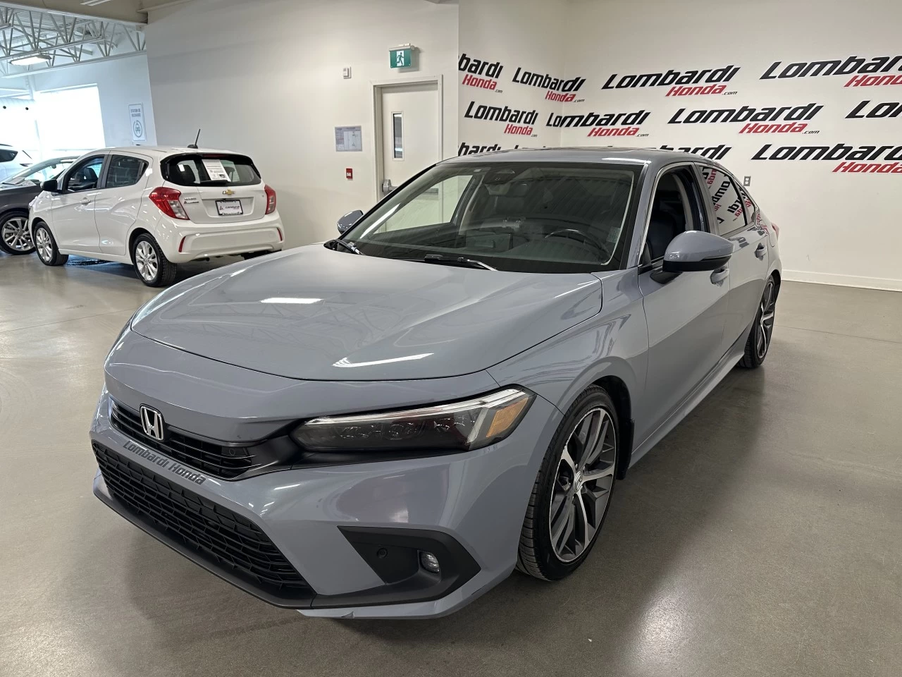 2024 Honda Civic Touring Main Image