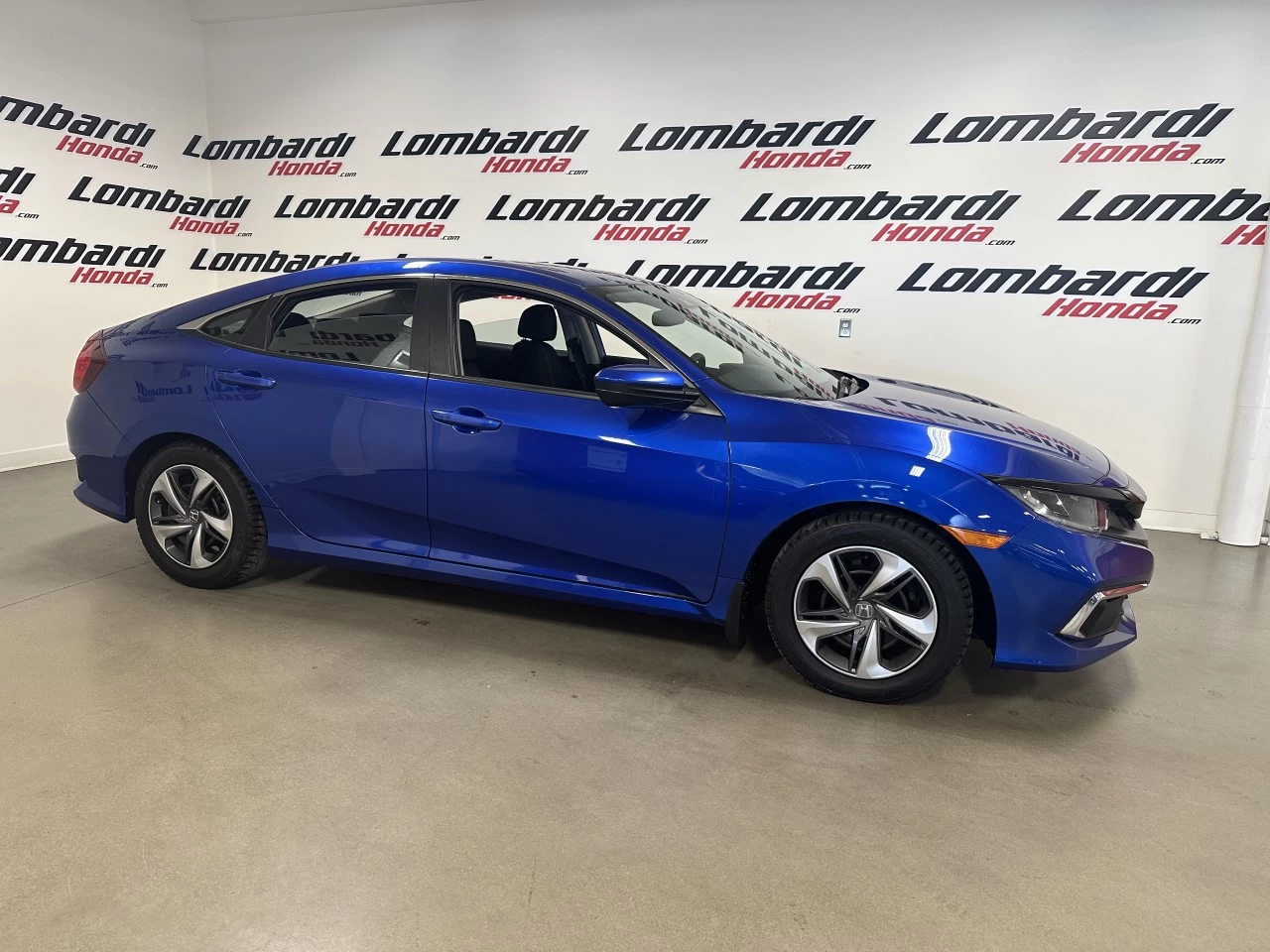 2020 Honda Civic
                                                    LX Main Image