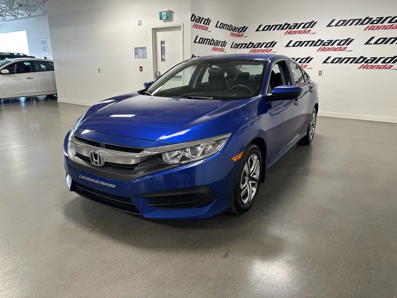 2018 Honda Civic
                                                    LX Image principale