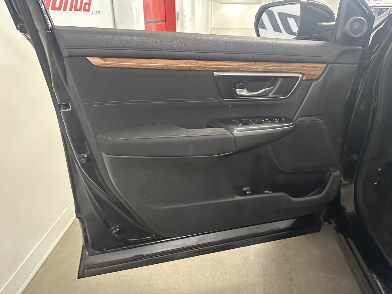2019 Honda CR-V EX Main Image