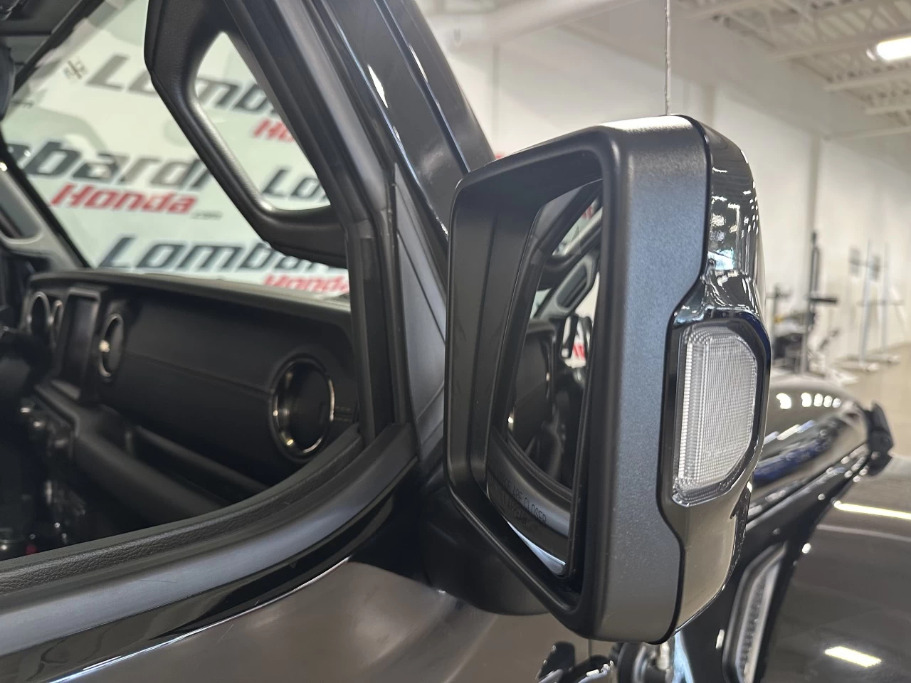 2022 Jeep Wrangler
                                                    Unlimited High Altitude Image principale
