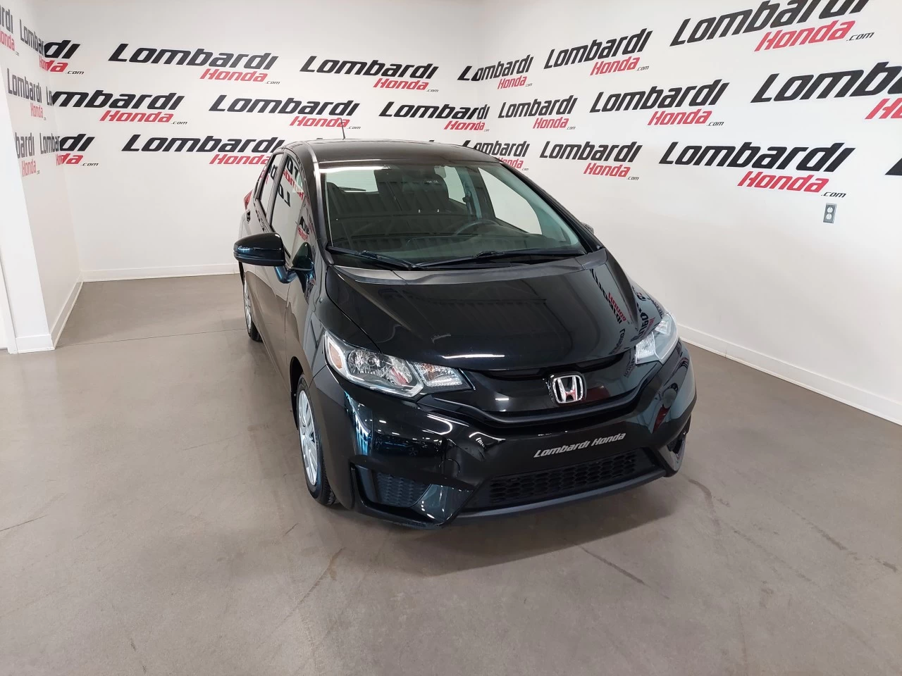 2017 Honda Fit
                                                    LX Image principale