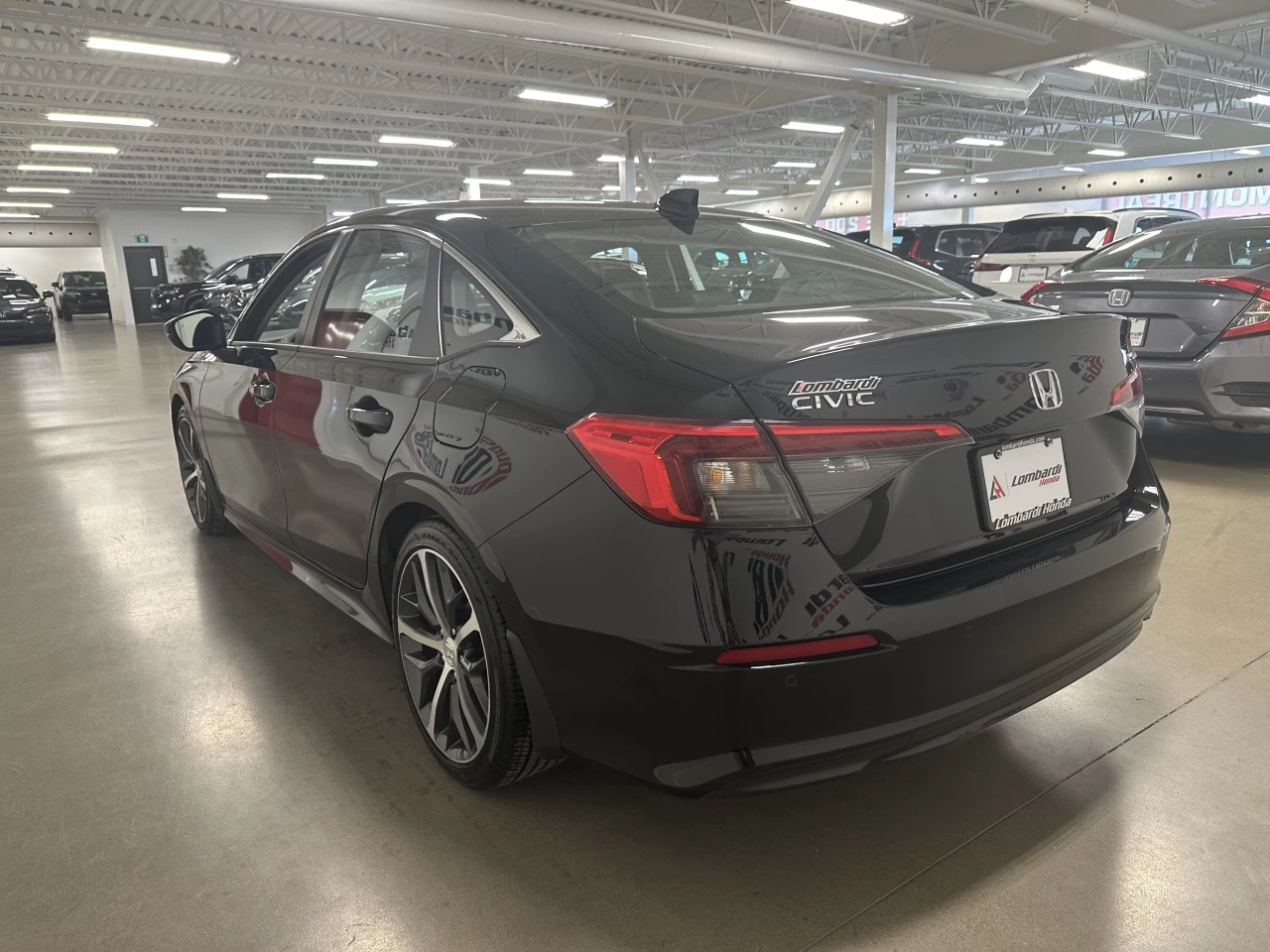2023 Honda Civic Touring Main Image