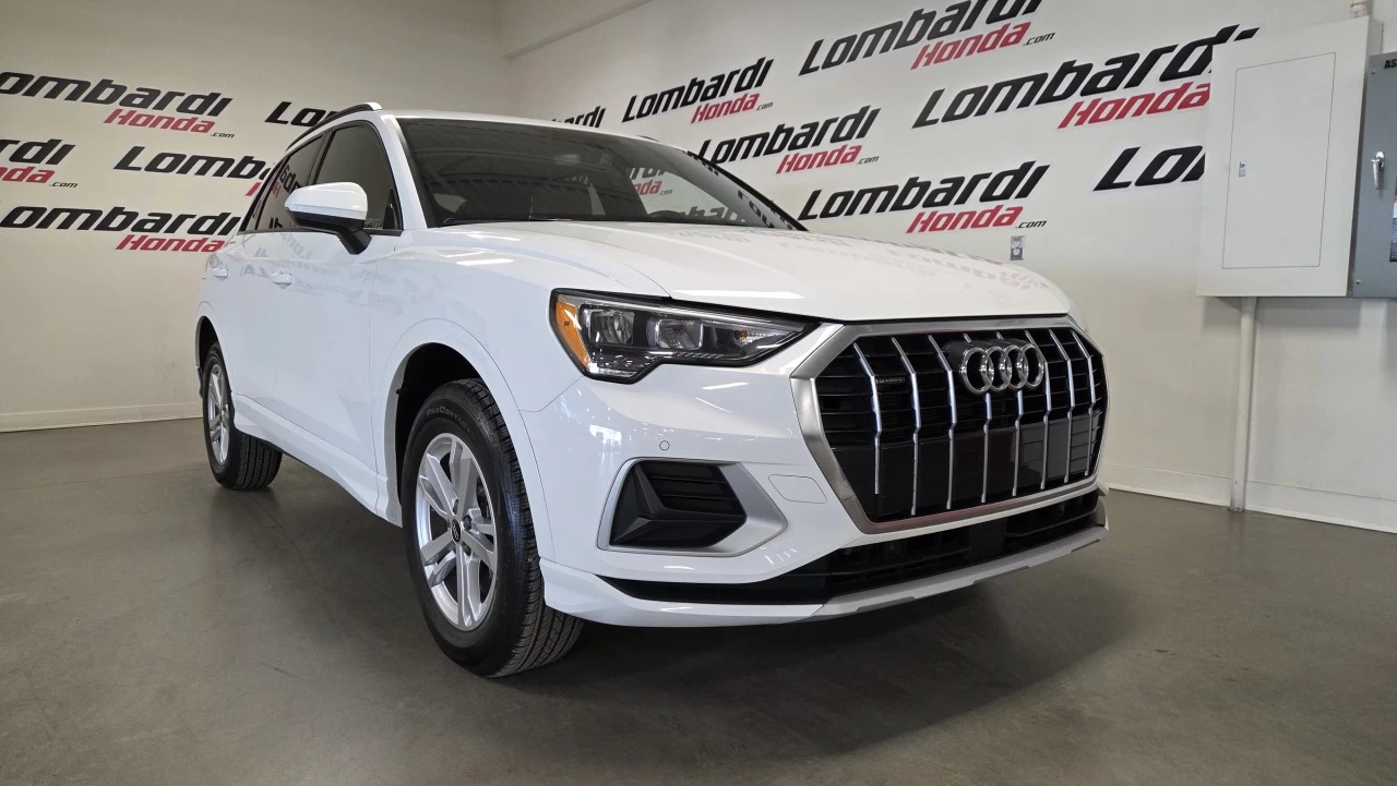 2022 Audi Q3 Komfort Main Image