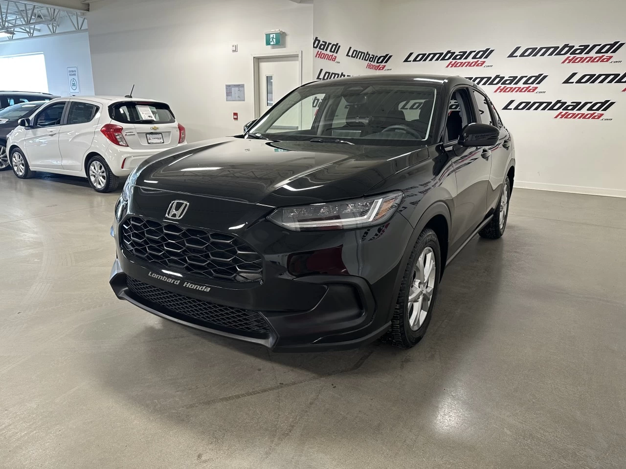 2024 Honda HR-V LX-B Main Image