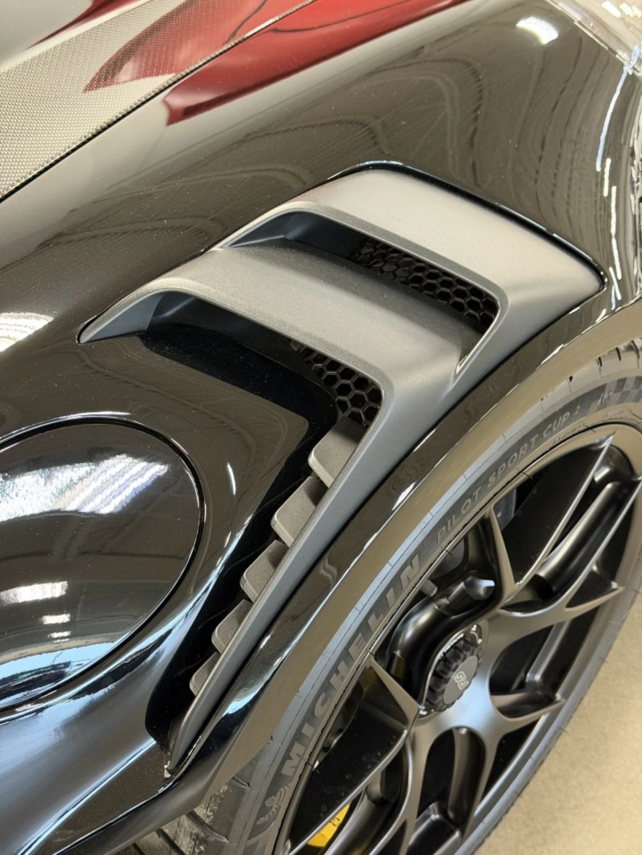 2025 Porsche 911 GT3 RS Main Image