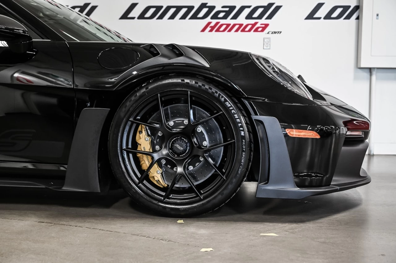 2024 Porsche 911 GT3 RS https://www.lombardihonda.com/resize/b990ff35b810a3abc0cc817b2ca24889-1