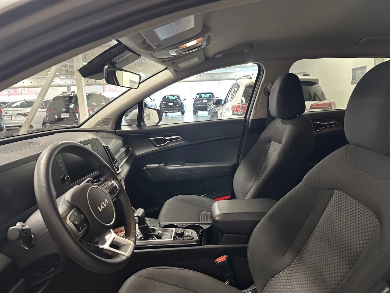 2024 Kia Sportage LX Main Image