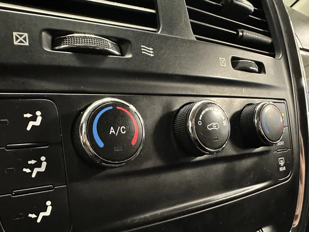 2017 Dodge Grand Caravan Canada Value Package Main Image