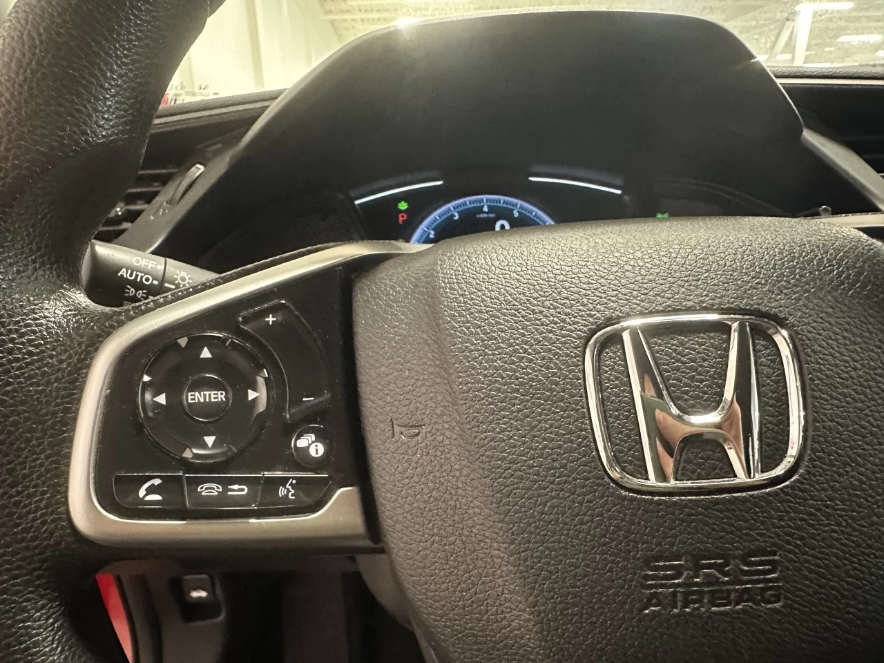 2019 Honda Civic LX Image principale