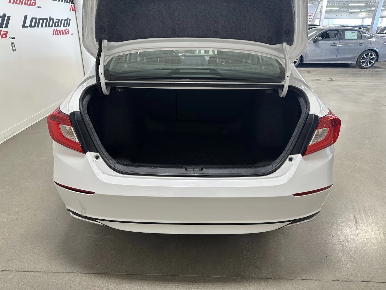 2018 Honda Berline Accord LX Main Image