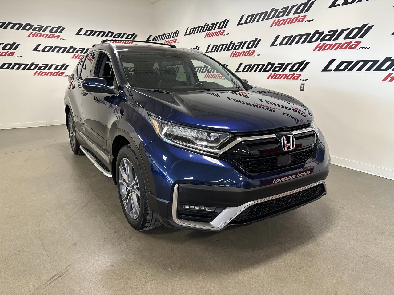 2022 Honda CR-V Touring/Black Edition Main Image