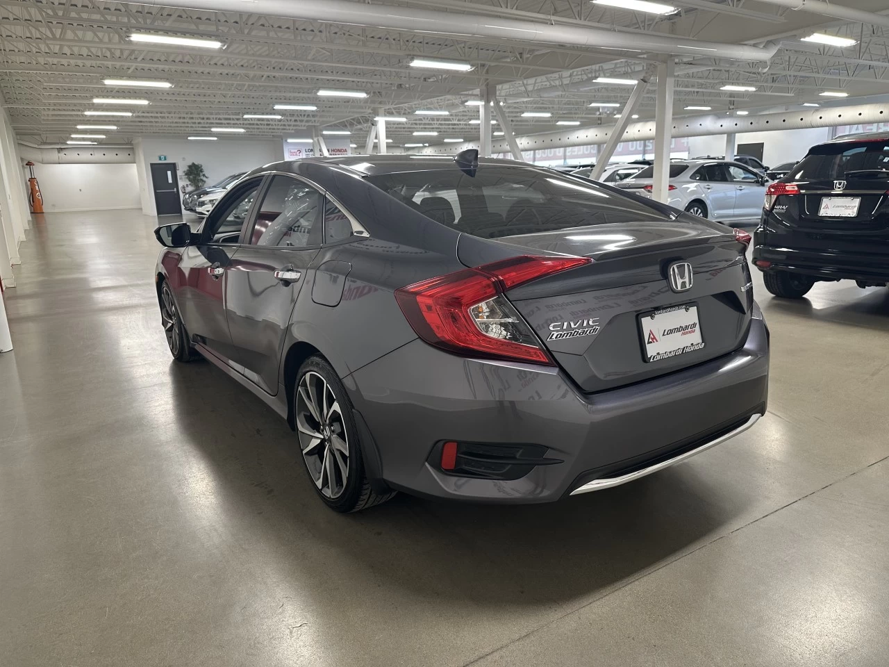 2020 Honda Civic Touring Main Image