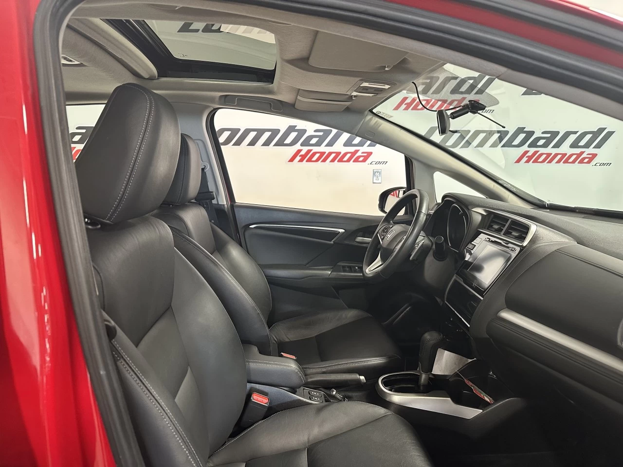 2016 Honda Fit
                                                    EX-L Main Image