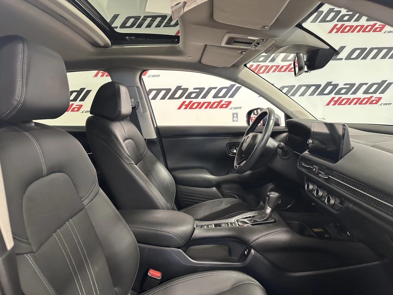 2023 Honda HR-V
                                                    EX-L Navi Main Image