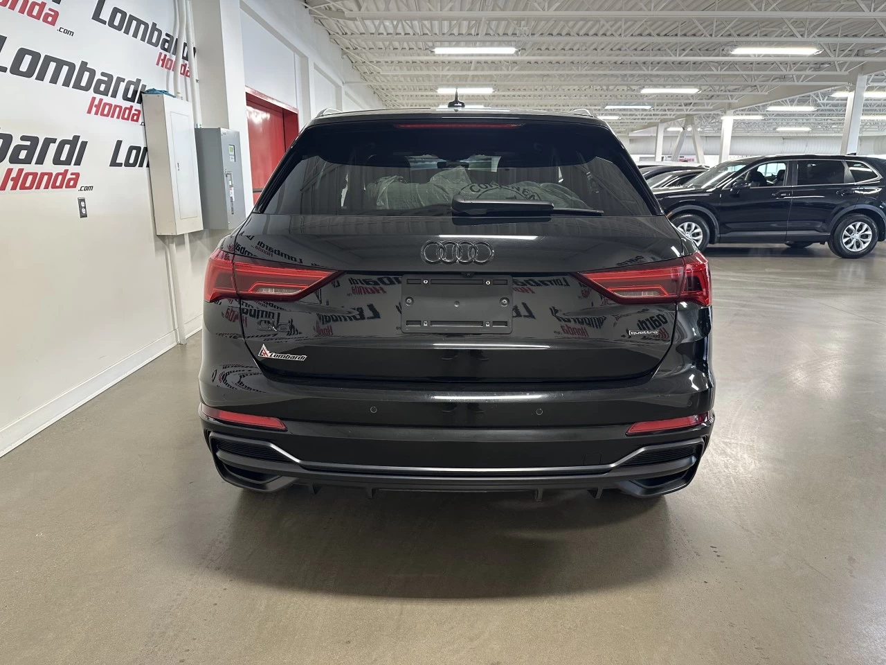 2019 Audi Q3 Technik Main Image