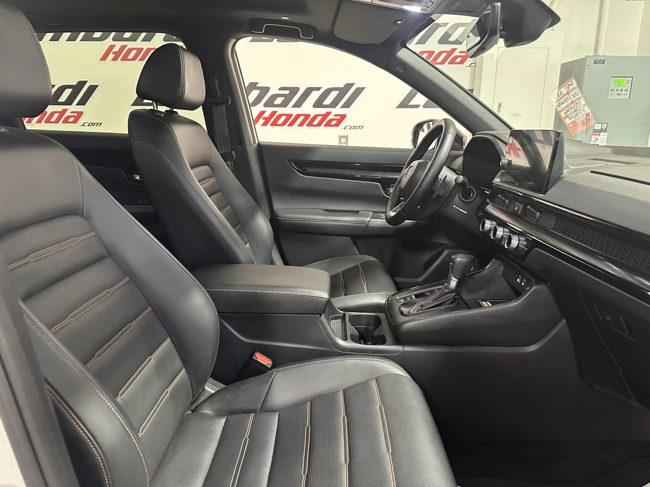 2023 Honda CR-V Touring/hybride Image principale