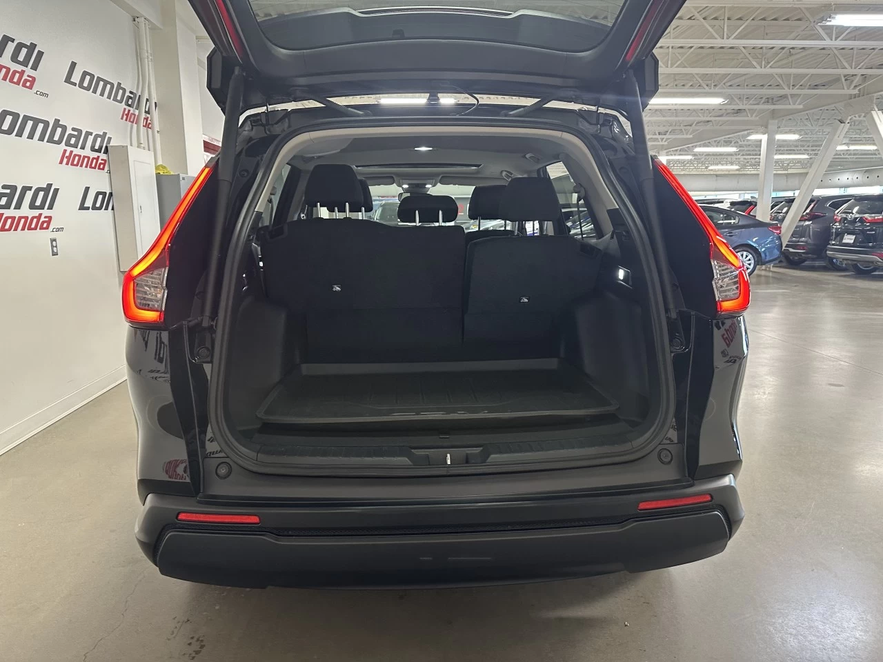 2025 Honda CR-V
                                                        Sport Image principale