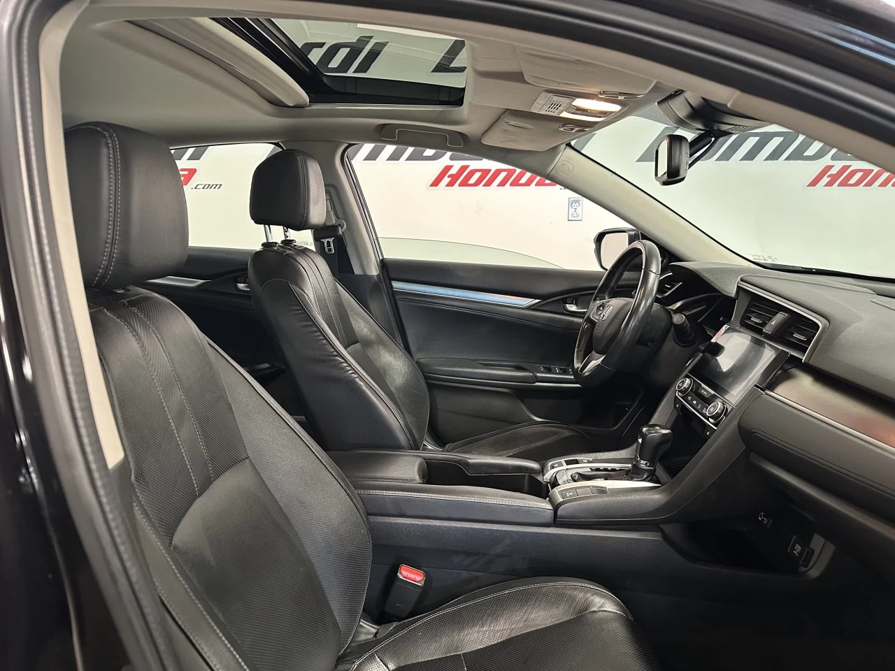 2016 Honda Civic Touring Main Image