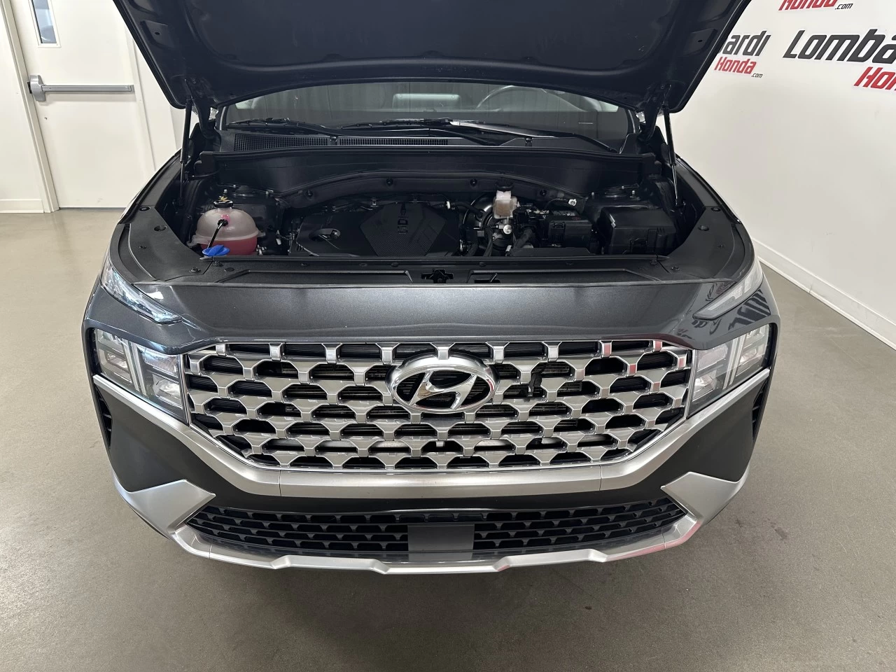 2021 Hyundai Santa Fe Preferred Main Image