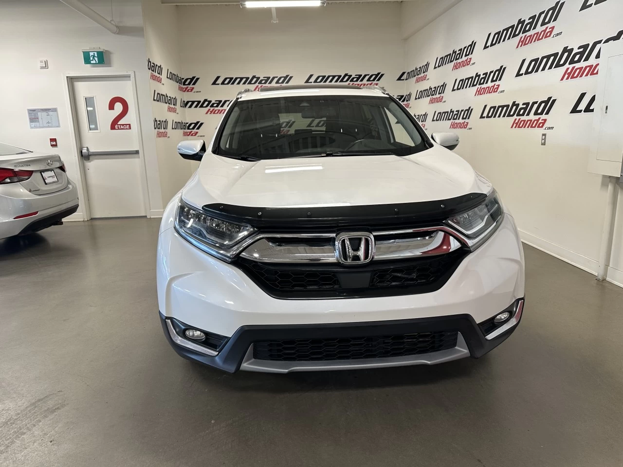 2019 Honda CR-V Touring Main Image