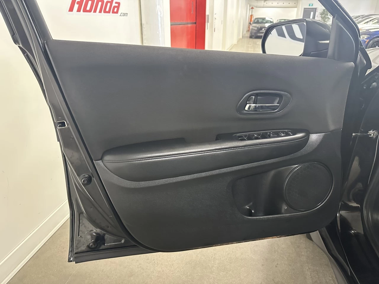 2017 Honda HR-V LX Image principale