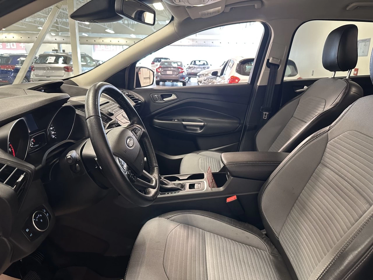 2018 Ford Escape SE Image principale