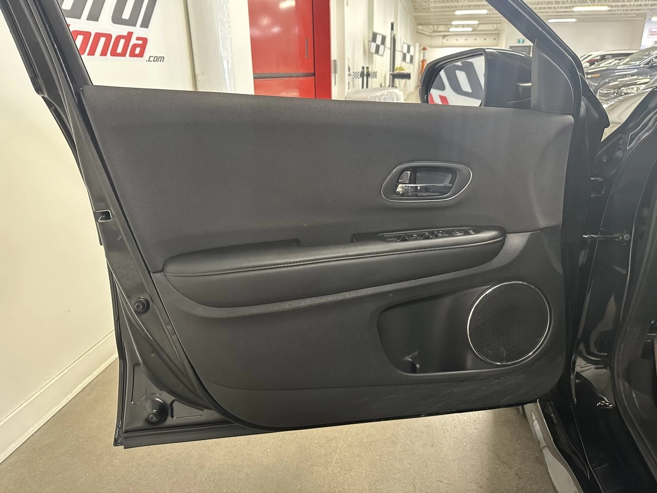 2022 Honda HR-V
                                                    Sport Main Image